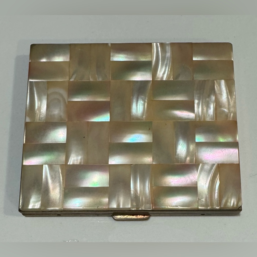Mother of Pearl Compact Case